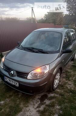 Минивэн Renault Scenic 2006 в Киверцах