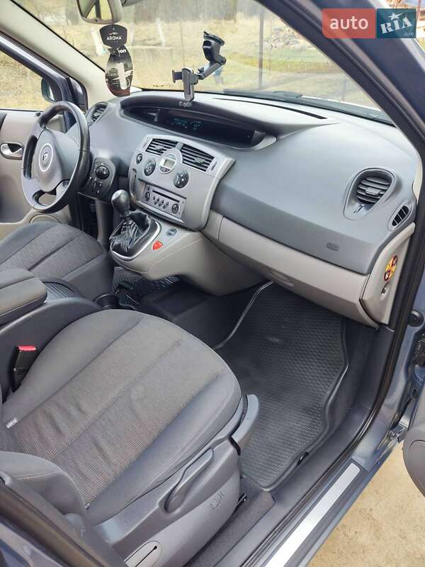 Минивэн Renault Scenic 2007 в Черновцах