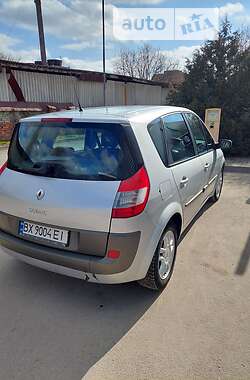 Минивэн Renault Scenic 2005 в 