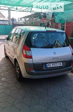 Мінівен Renault Scenic 2005 в Нікополі