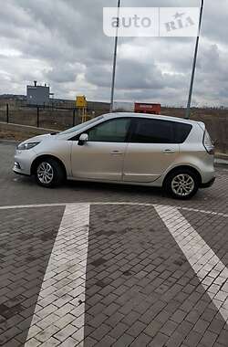 Минивэн Renault Scenic 2012 в Ровно