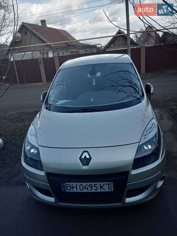 Renault Scenic 2010