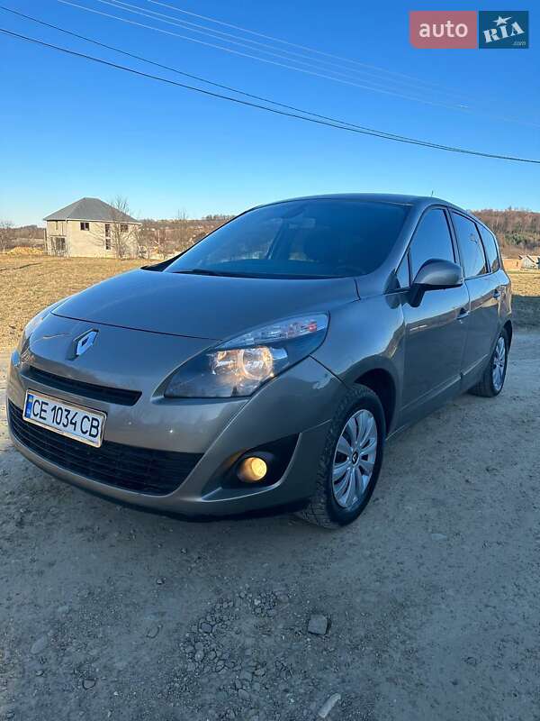 Минивэн Renault Scenic 2009 в Вижнице