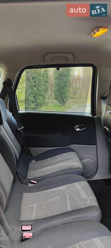 Мінівен Renault Scenic 2006 в Львові