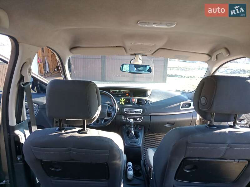 Минивэн Renault Scenic 2009 в Вижнице