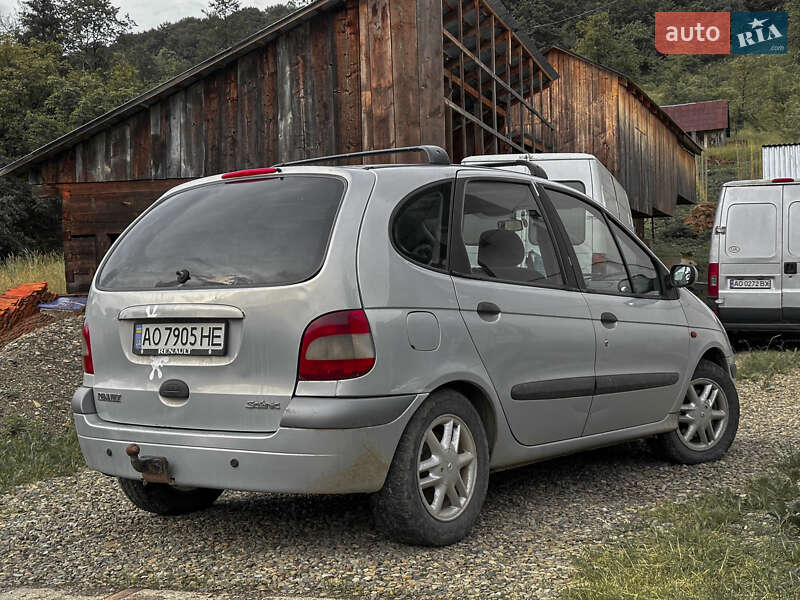 Минивэн Renault Scenic 2001 в Тячеве