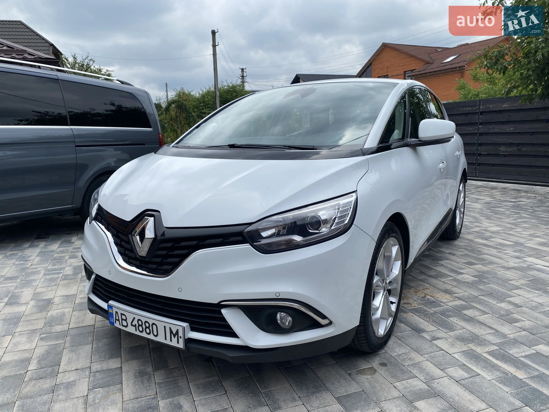 2017 Renault Scenic - фото 1