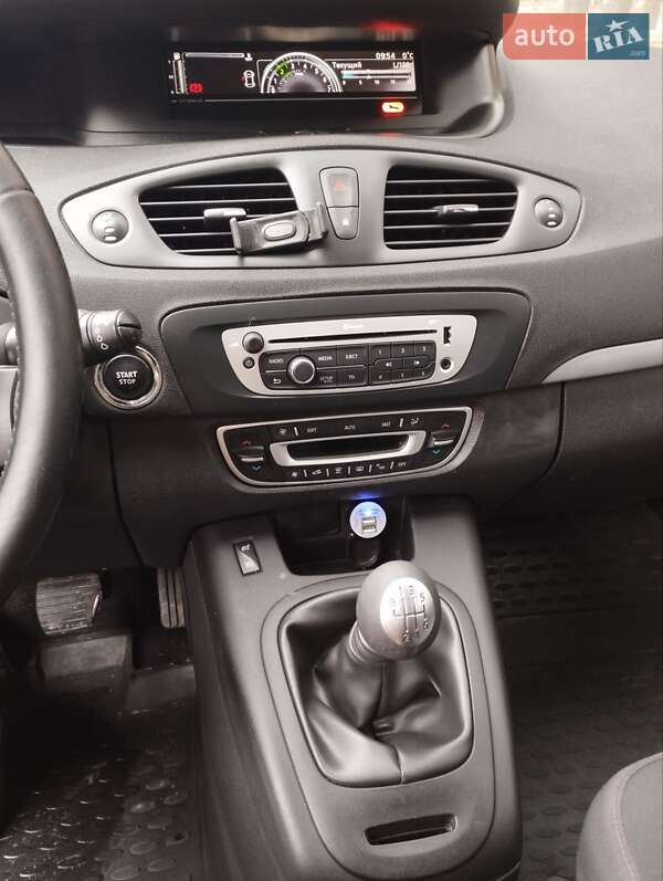 Минивэн Renault Scenic 2014 в Житомире