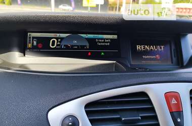 Минивэн Renault Scenic 2010 в 