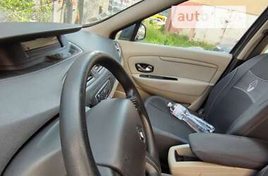 Мінівен Renault Scenic 2010 в 