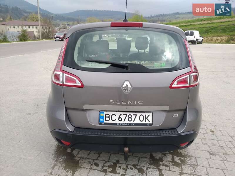 Минивэн Renault Scenic 2011 в Львове