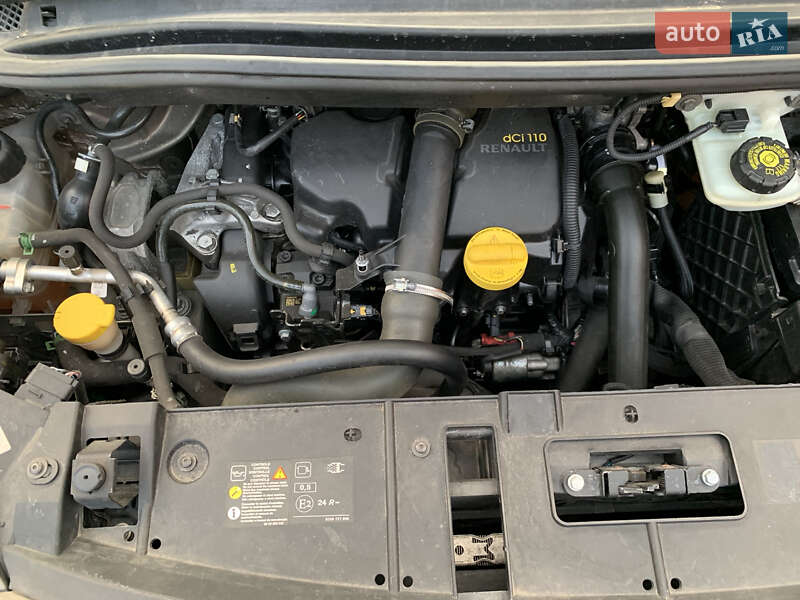 Минивэн Renault Scenic 2012 в Звенигородке