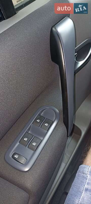 Минивэн Renault Scenic 2007 в Виннице