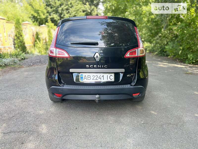 Минивэн Renault Scenic 2011 в Бершади