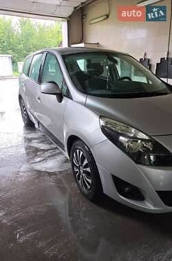 Минивэн Renault Scenic 2010 в Чорткове