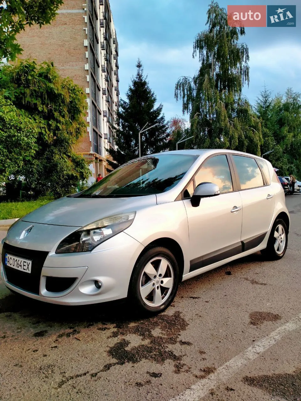 2010 Renault Scenic - мініатюра 19