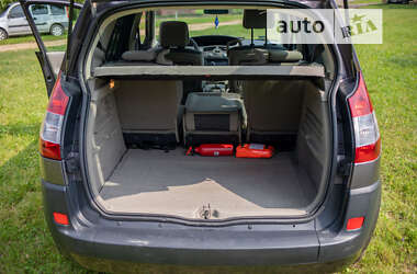 Минивэн Renault Scenic 2005 в 