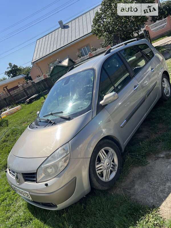 Мінівен Renault Scenic 2004 в Чернівцях