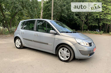 Минивэн Renault Scenic 2004 в 