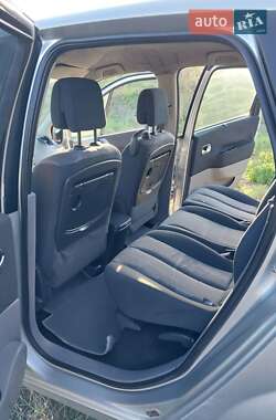 Минивэн Renault Scenic 2005 в Измаиле