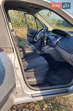 Минивэн Renault Scenic 2005 в Измаиле