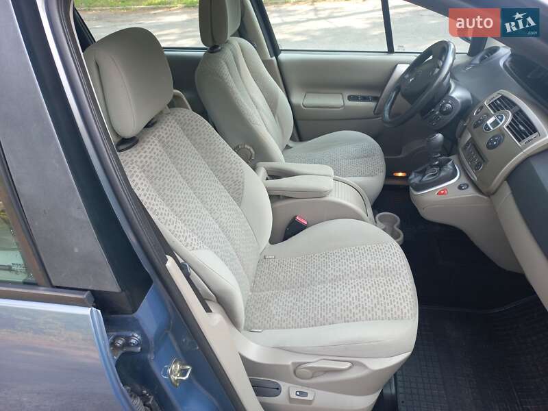 Минивэн Renault Scenic 2006 в Радивилове фото 41 Минивэн Renault Scenic 2006 в Радивилове