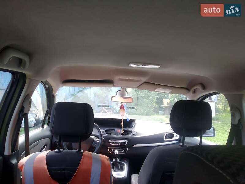 Минивэн Renault Scenic 2011 в Львове