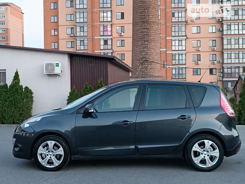 Минивэн Renault Scenic 2011 в Днепре