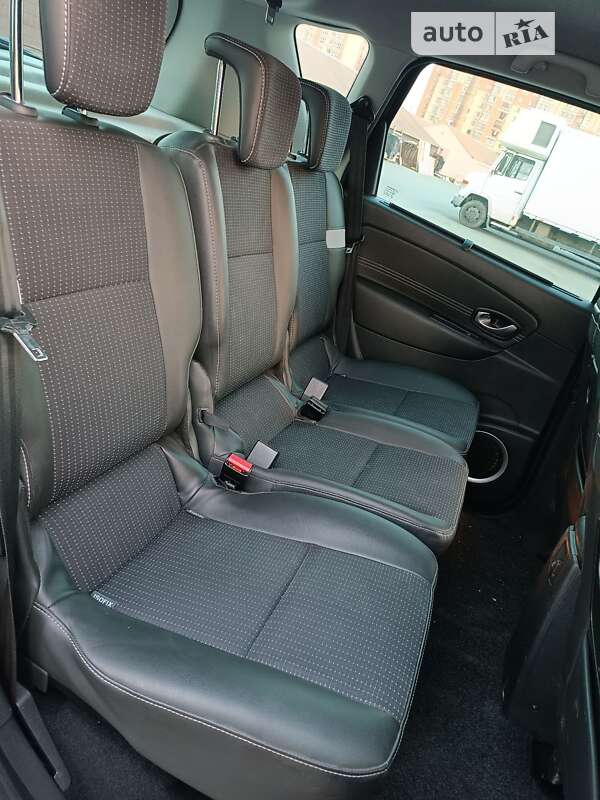 Минивэн Renault Scenic 2011 в Днепре