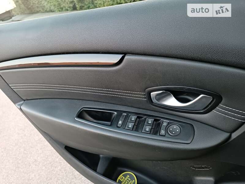 Минивэн Renault Scenic 2011 в Днепре
