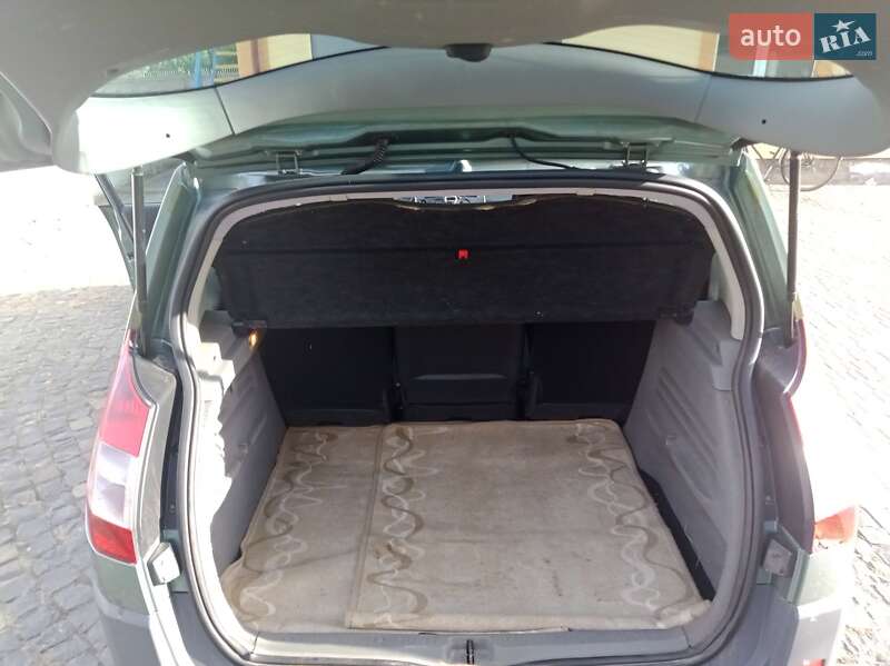 Мінівен Renault Scenic 2005 в Костопілі