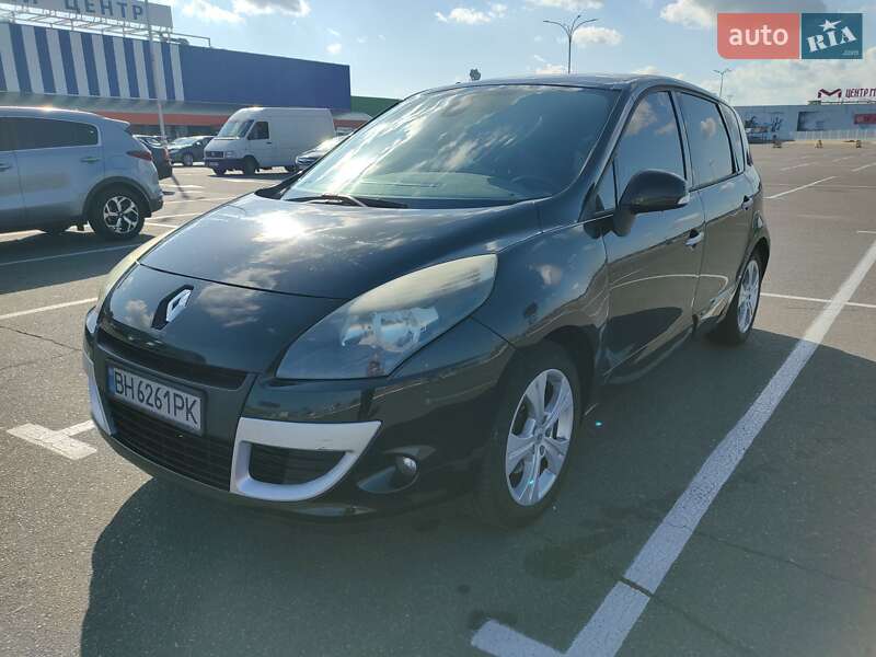 Мінівен Renault Scenic 2010 в 