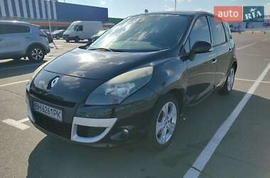 Мінівен Renault Scenic 2010 в 