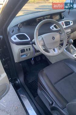 Минивэн Renault Scenic 2009 в Запорожье