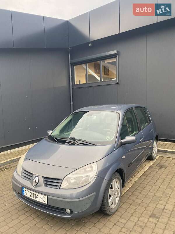 Минивэн Renault Scenic 2006 в Косове