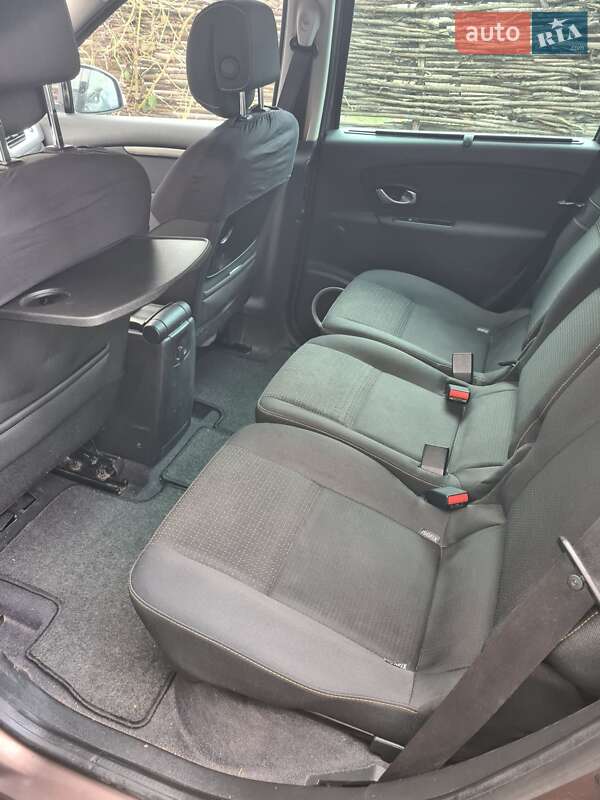 Минивэн Renault Scenic 2009 в Киеве