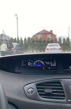 Мінівен Renault Scenic 2012 в Луцьку