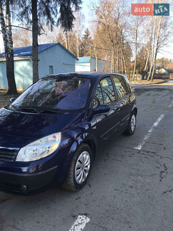 Минивэн Renault Scenic 2004 в Ровно