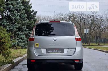 Минивэн Renault Scenic 2014 в Николаеве