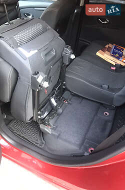 Минивэн Renault Scenic 2010 в 