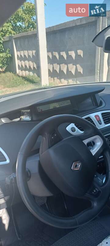 Минивэн Renault Scenic 2009 в Новомиргороде