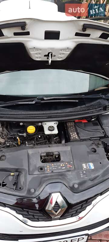 Минивэн Renault Scenic 2017 в Луцке