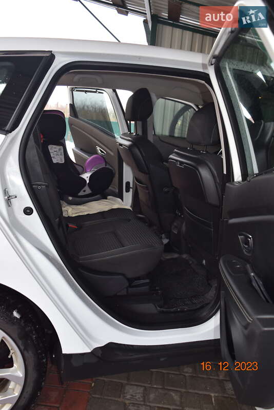 Минивэн Renault Scenic 2017 в Луцке