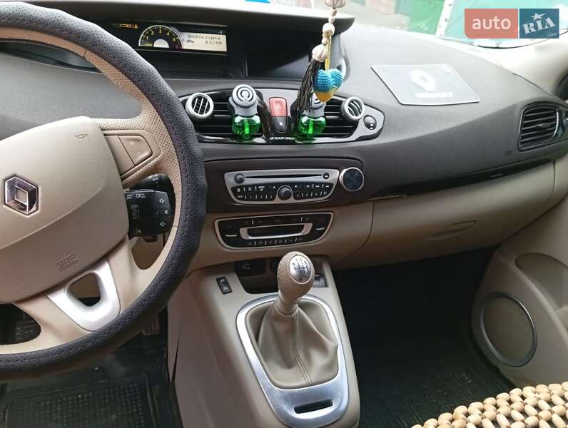 Минивэн Renault Scenic 2011 в Хмельницком