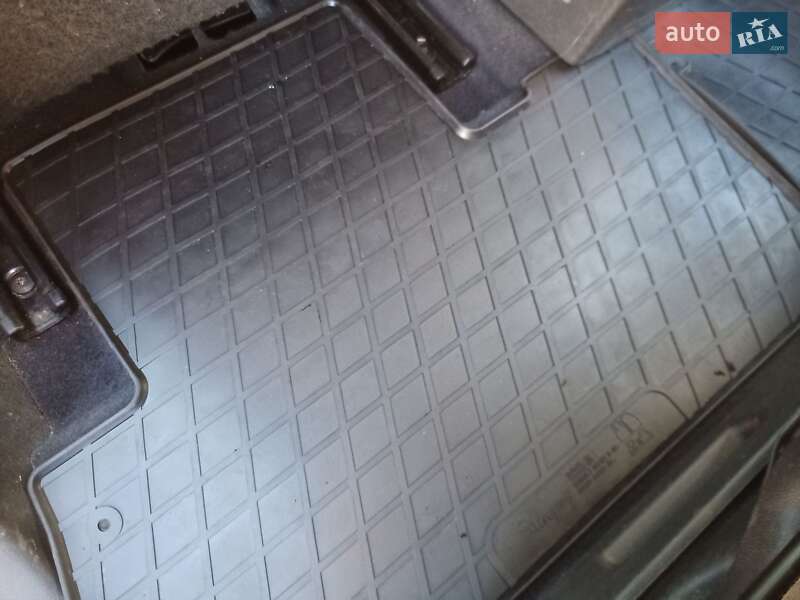 Минивэн Renault Scenic 2010 в Кременчуге