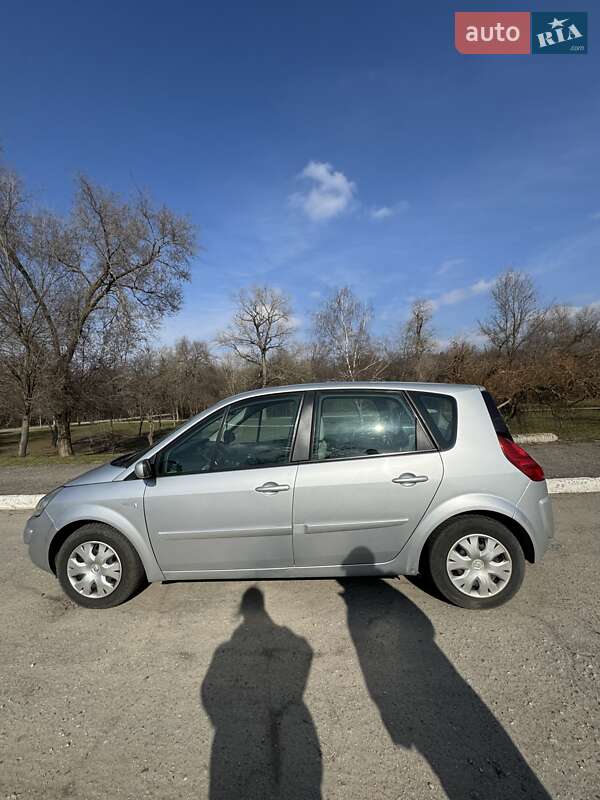 Мінівен Renault Scenic 2006 в Івано-Франківську