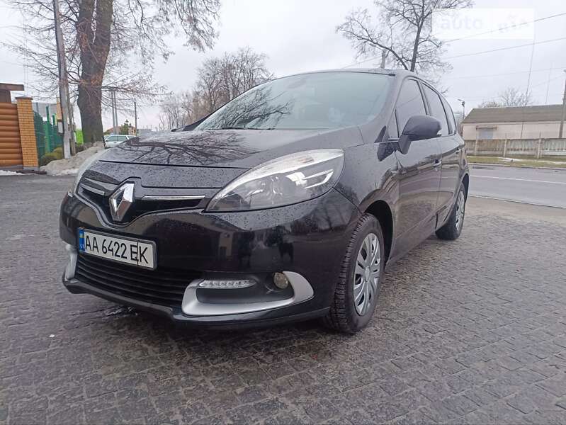 Минивэн Renault Scenic 2015 в Киеве
