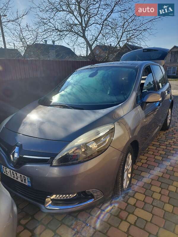 Renault Scenic 2012