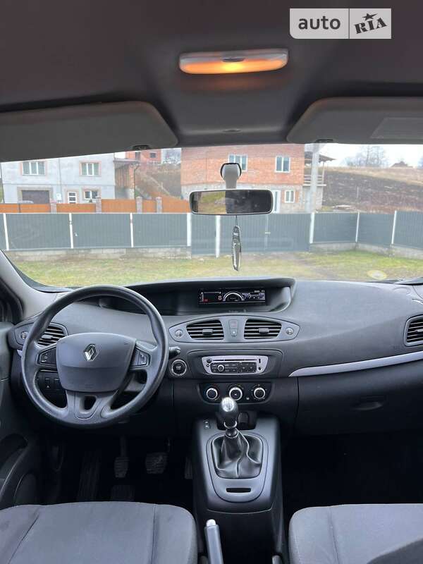 Минивэн Renault Scenic 2013 в Тернополе