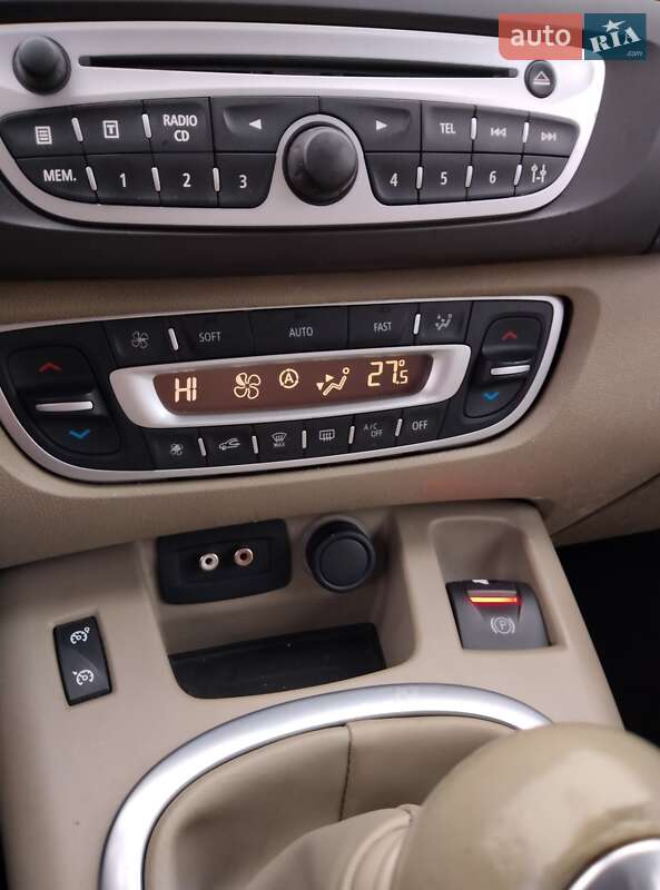 Минивэн Renault Scenic 2009 в Харькове